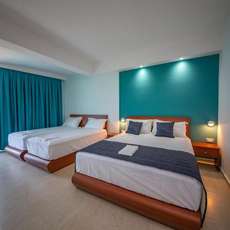 Hotel Borshi Cameră foto