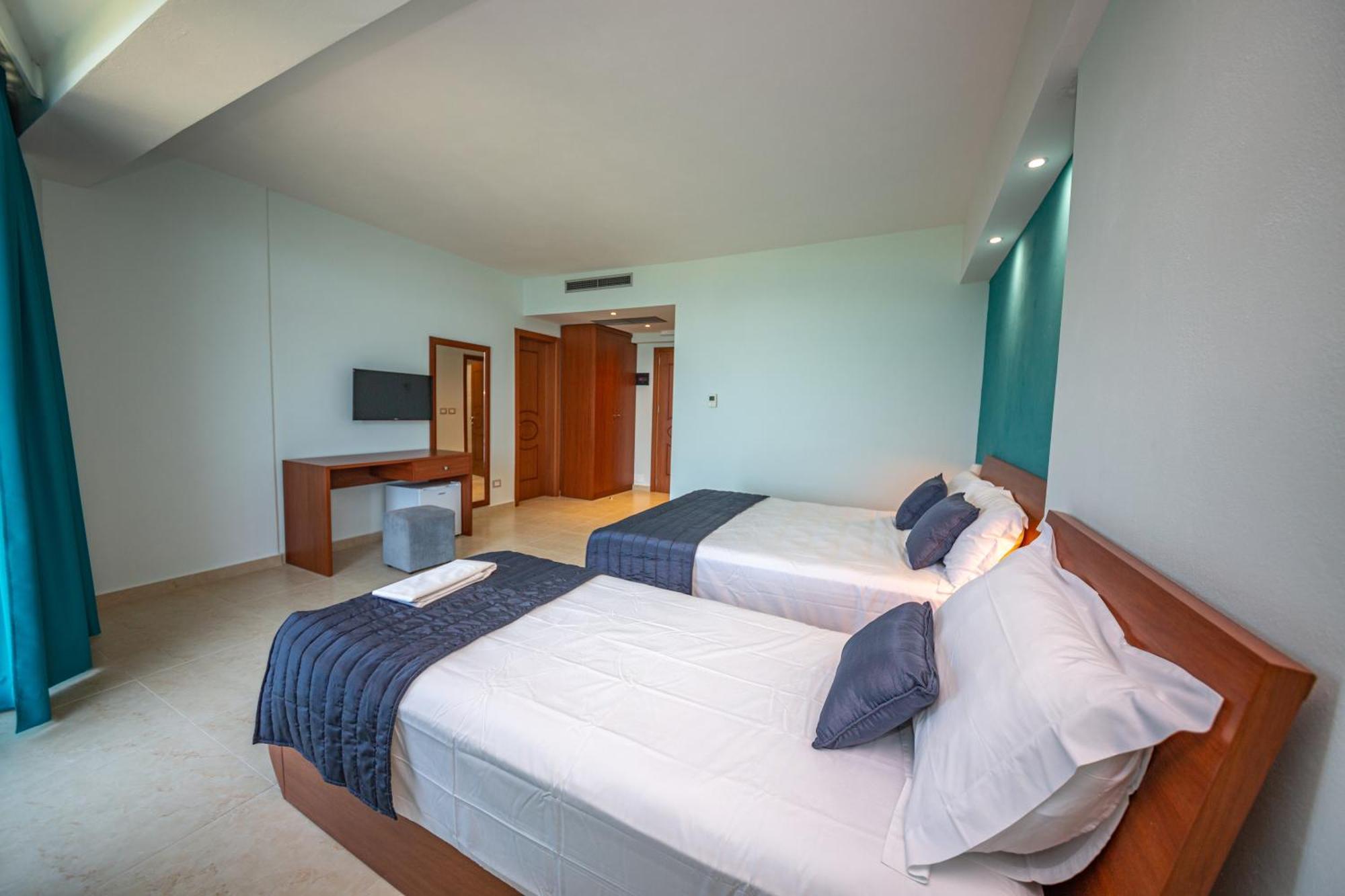 Hotel Borshi Cameră foto